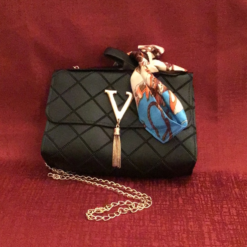 Small crossbody bag.